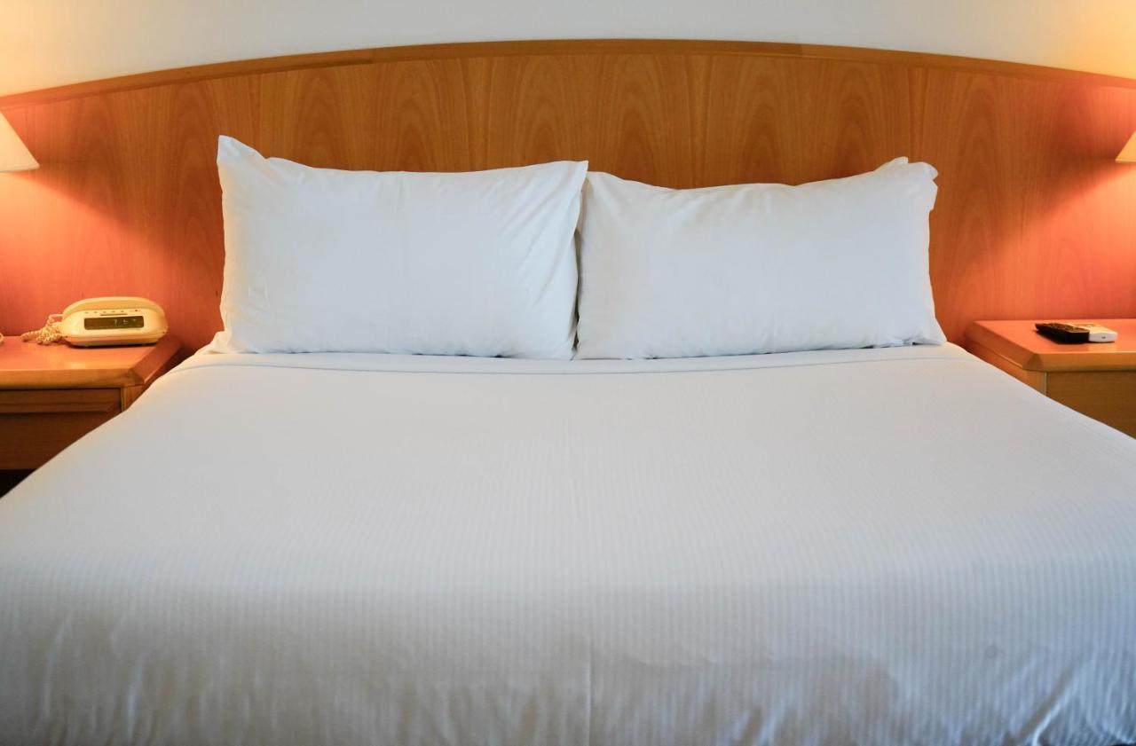 Hotel Breakfree Wirrina Cove Exterior foto